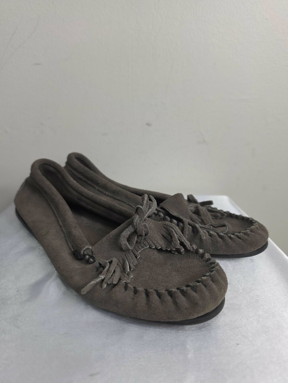 Minnetonka Dark Gray Suede Moccasin Slippers